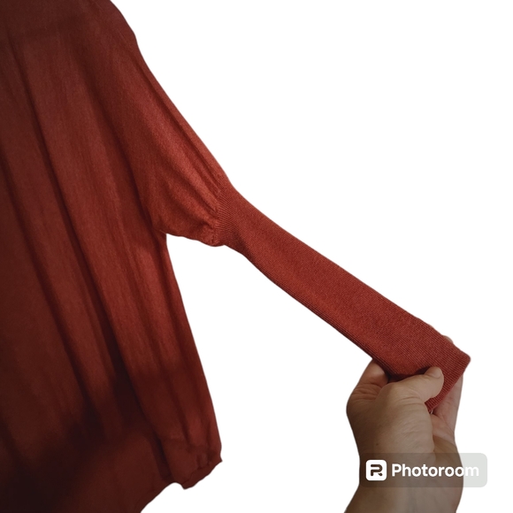 TROUVÉ SIZE XS LIGHTWEIGHT SWEATER BURNT ORANGE - Picture 2 of 7